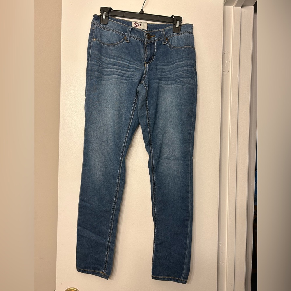 Junior’s So Jeans basically brand new Size 7